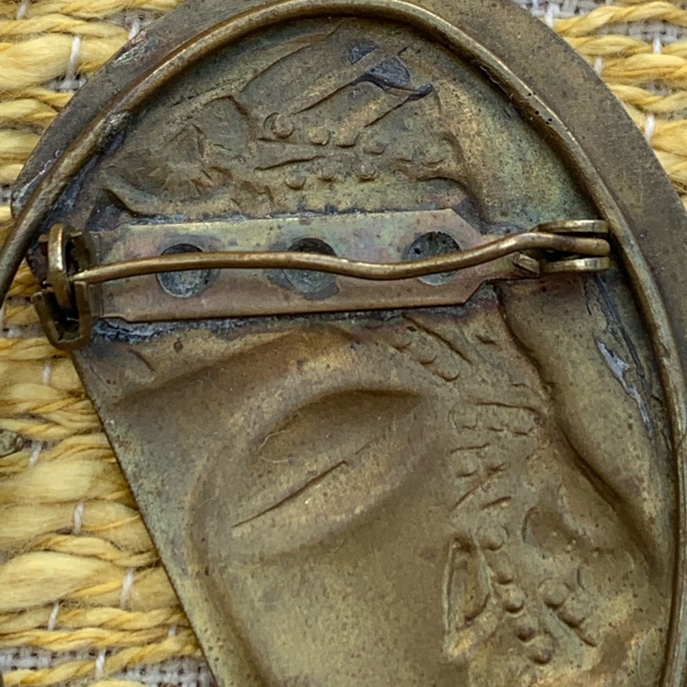 OOAK Vintage Artesian Egyptian Planetary Metal Brooch Pin Jewelry Planet Stars - Picture 6 of 11